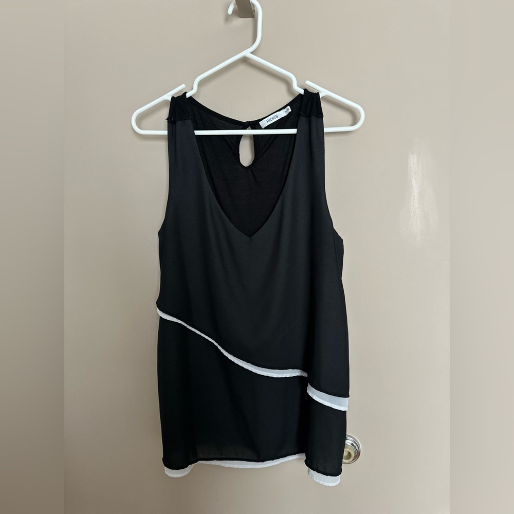 171 Ricki's Sleeveless Blouse XL